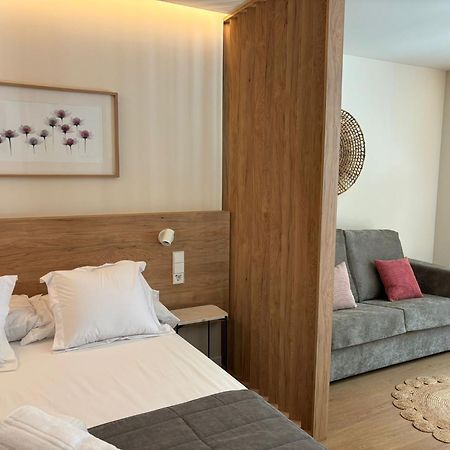Apartamentos Joaquin Costa Santander Exterior foto