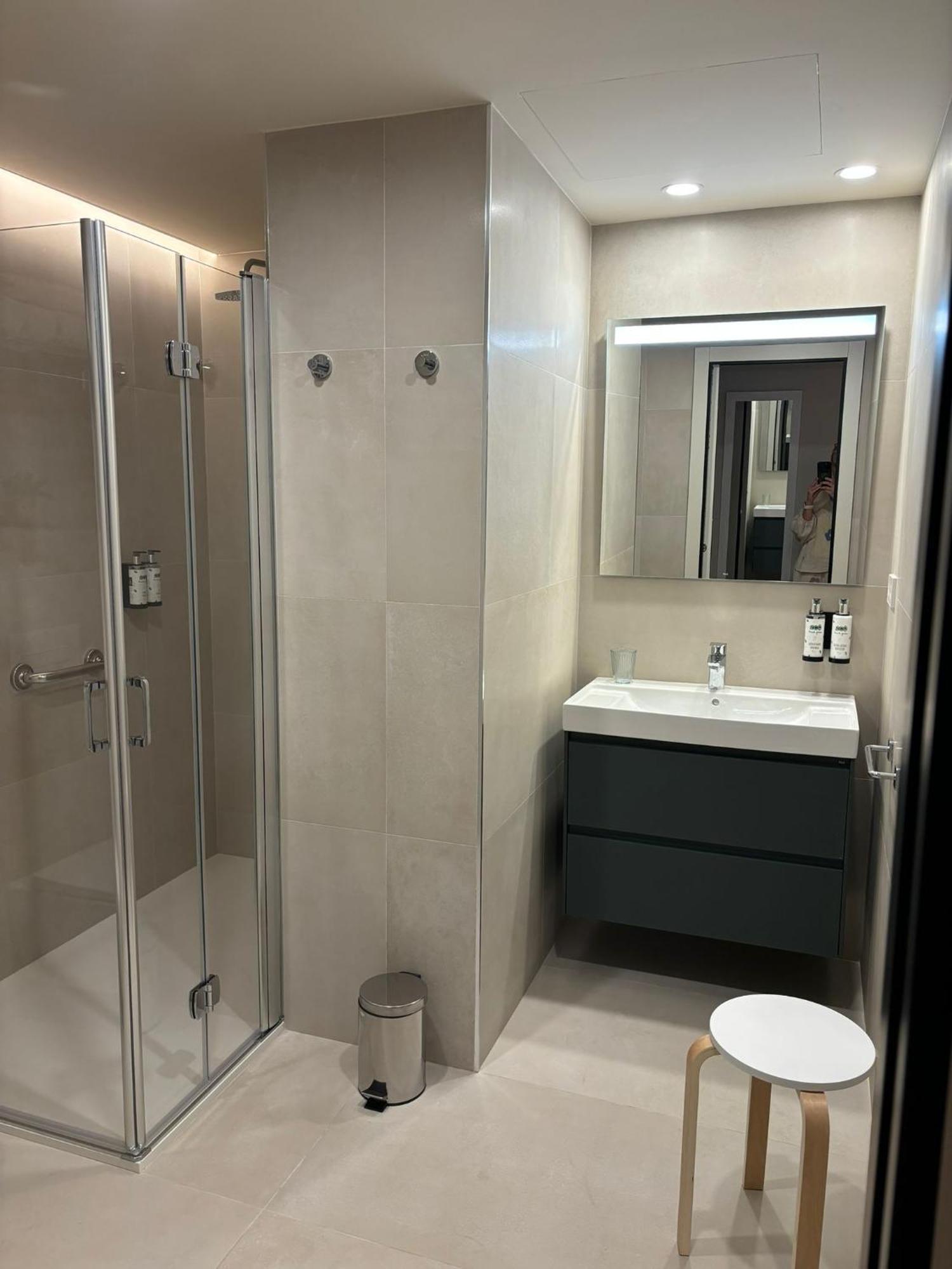 Apartamentos Joaquin Costa Santander Exterior foto