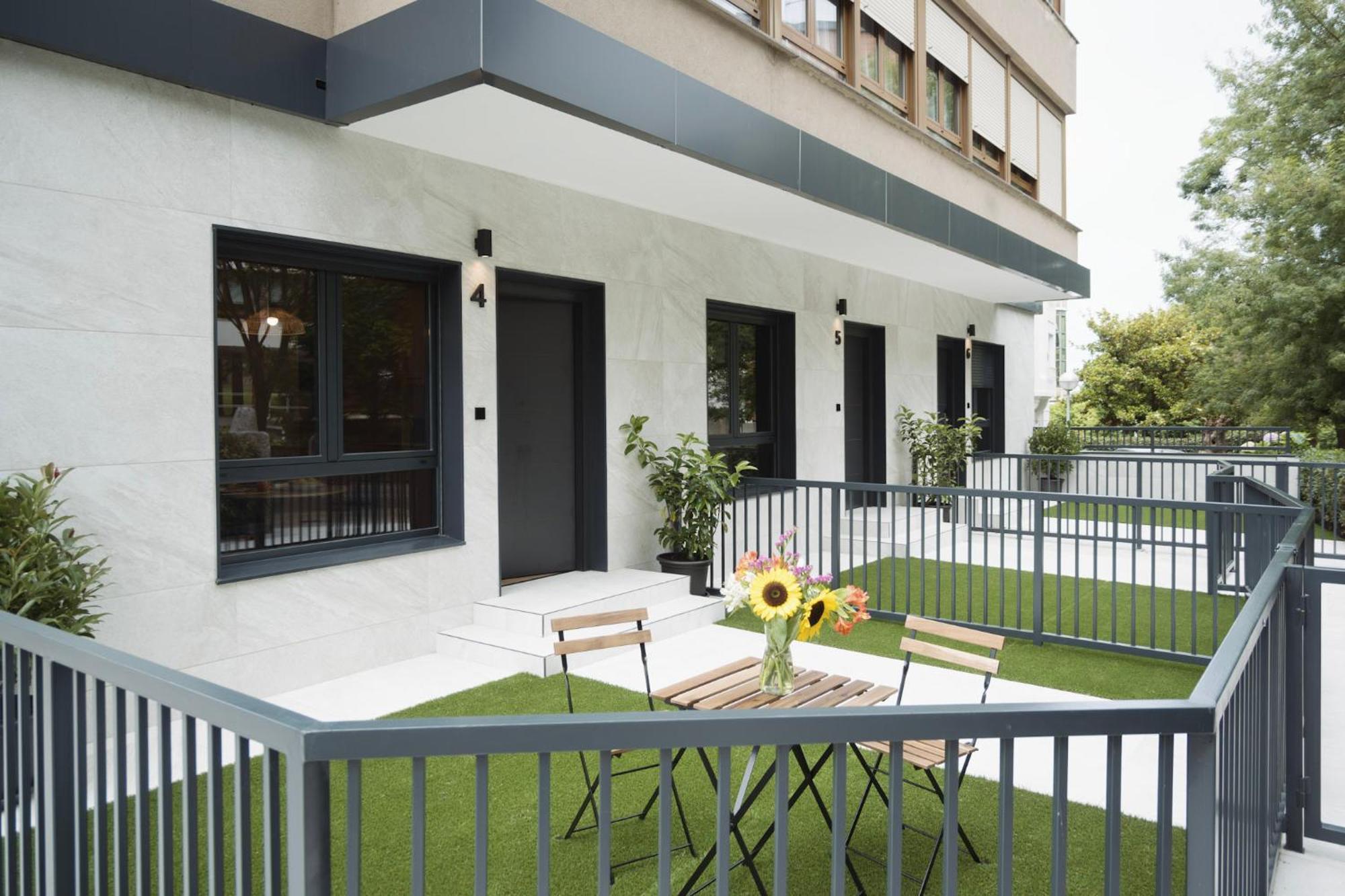 Apartamentos Joaquin Costa Santander Exterior foto