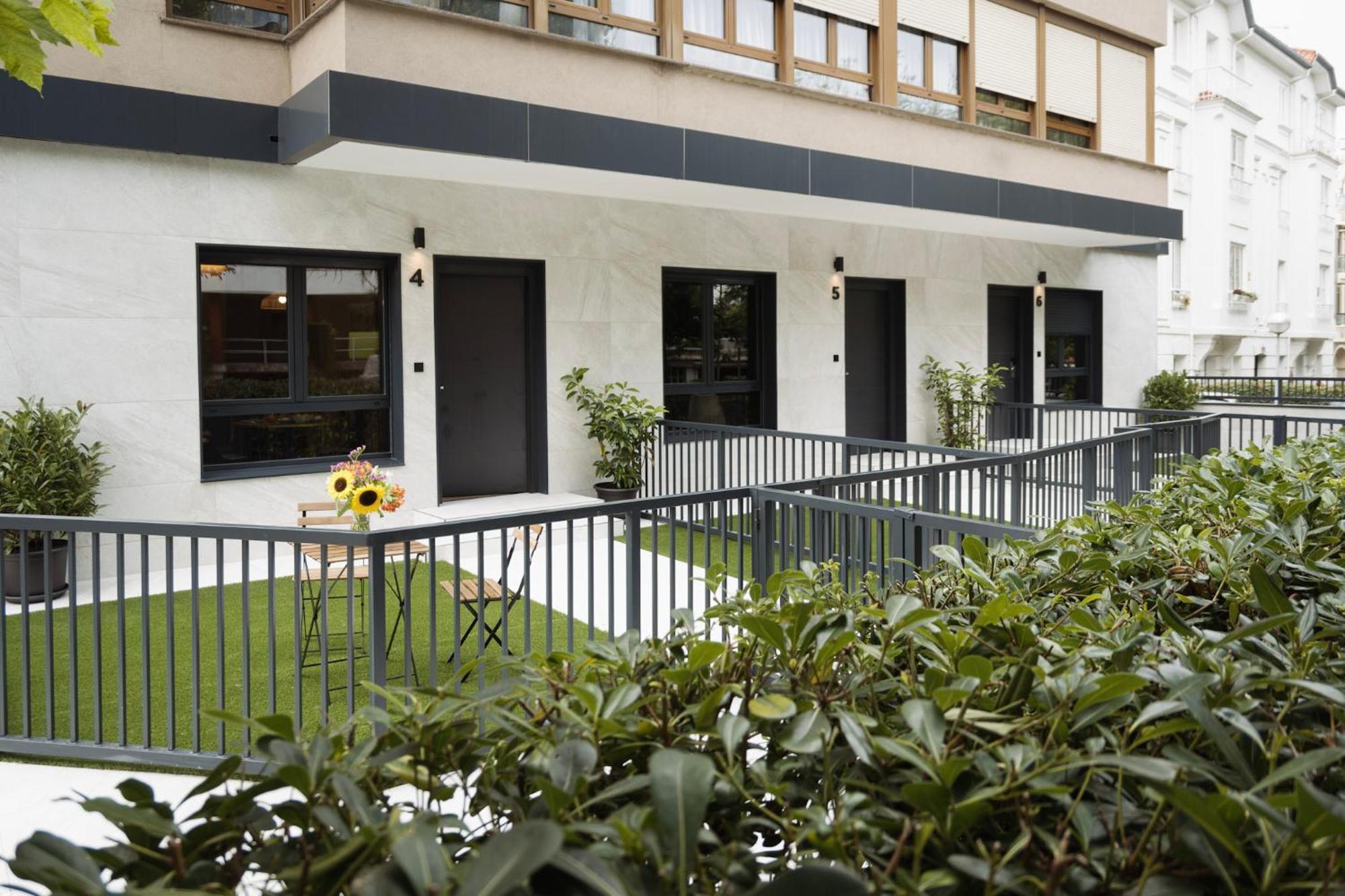 Apartamentos Joaquin Costa Santander Exterior foto