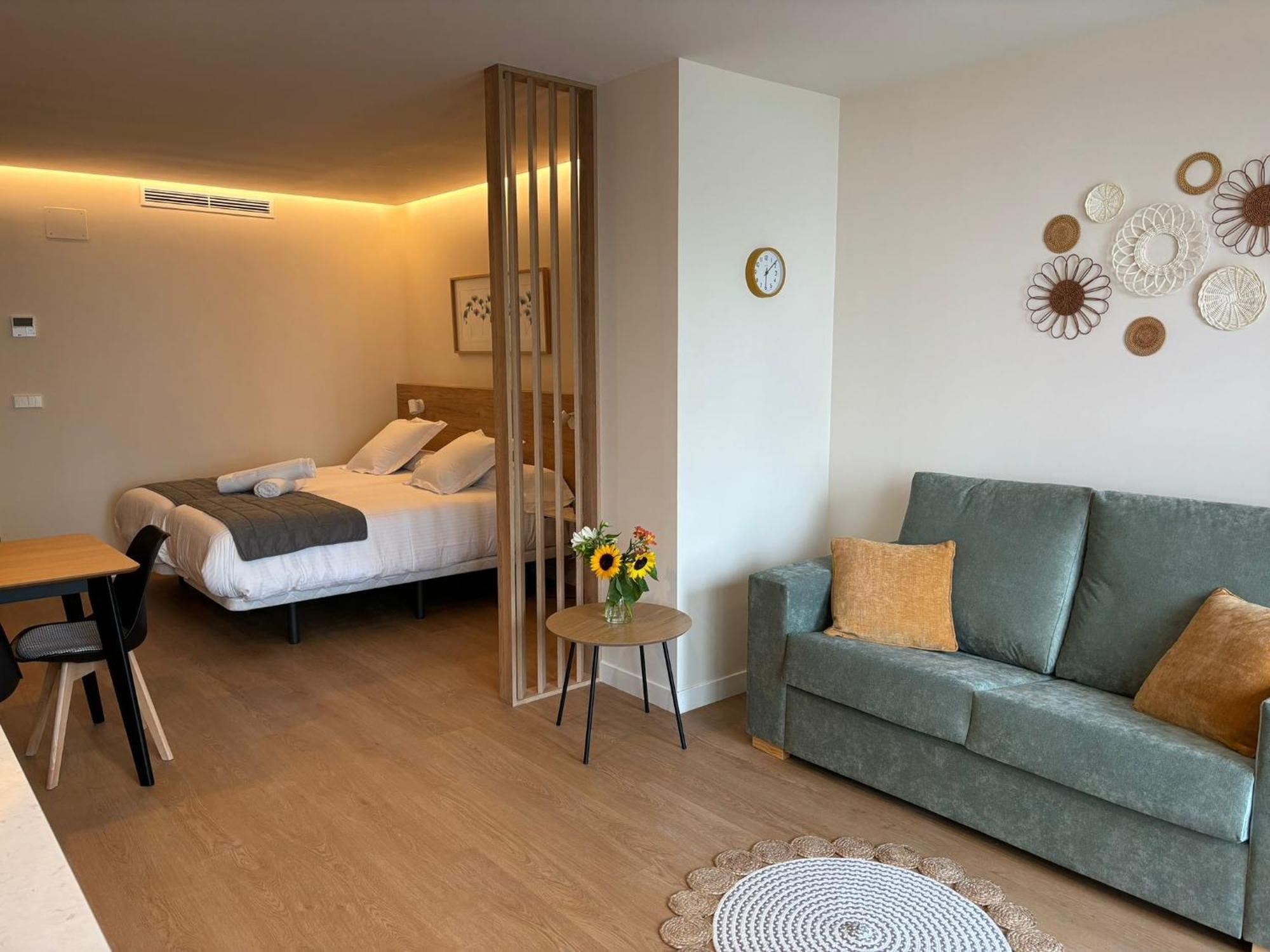 Apartamentos Joaquin Costa Santander Exterior foto