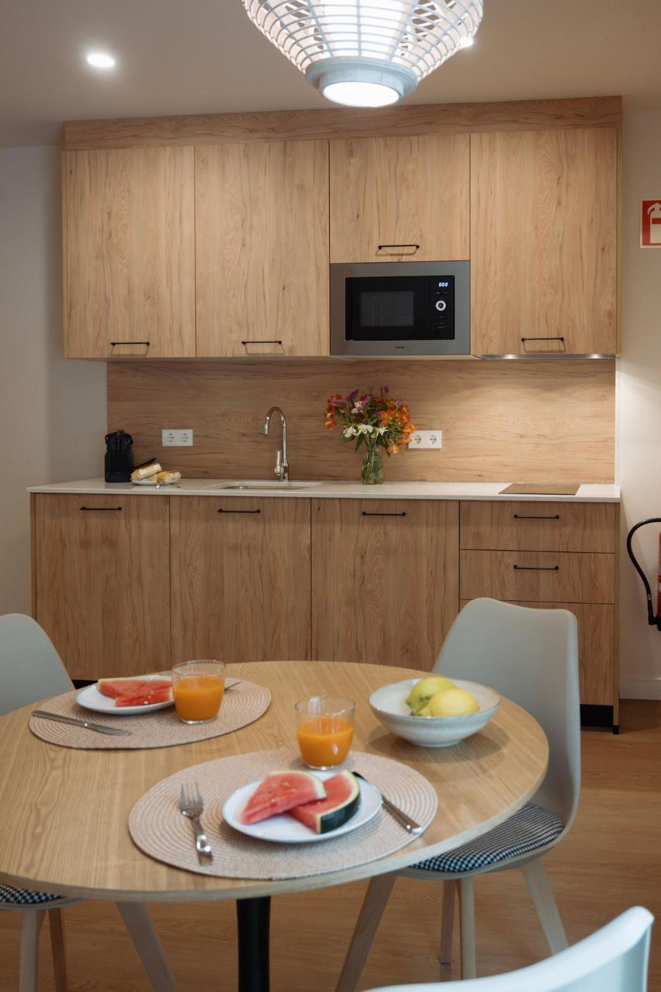 Apartamentos Joaquin Costa Santander Exterior foto